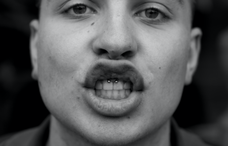 Screen-Shot-2017-01-28-at-19.42.47-1 gum piercing