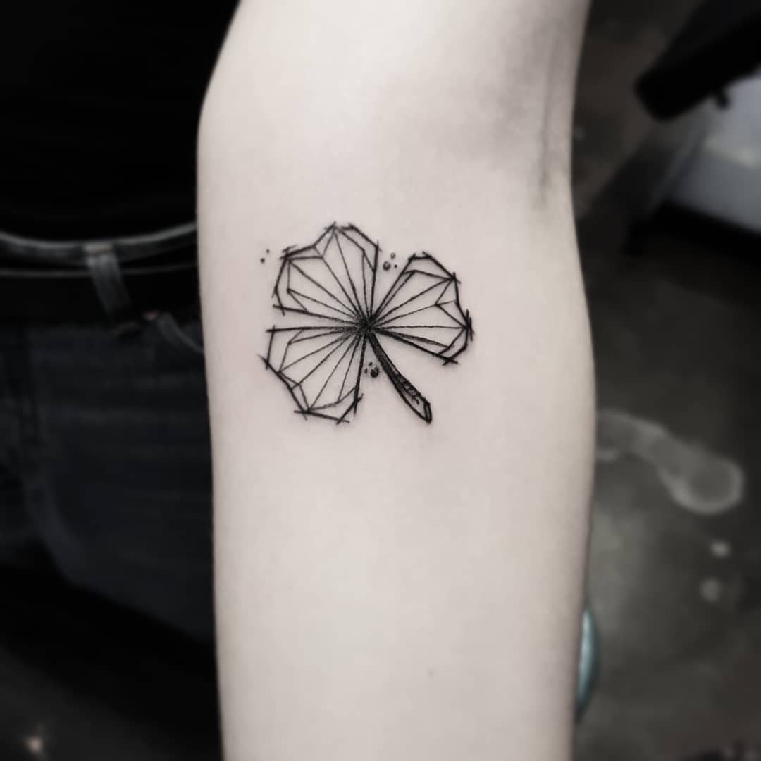 20 Shamrock Tattoos For Anyone Feeling Irish  CafeMomcom